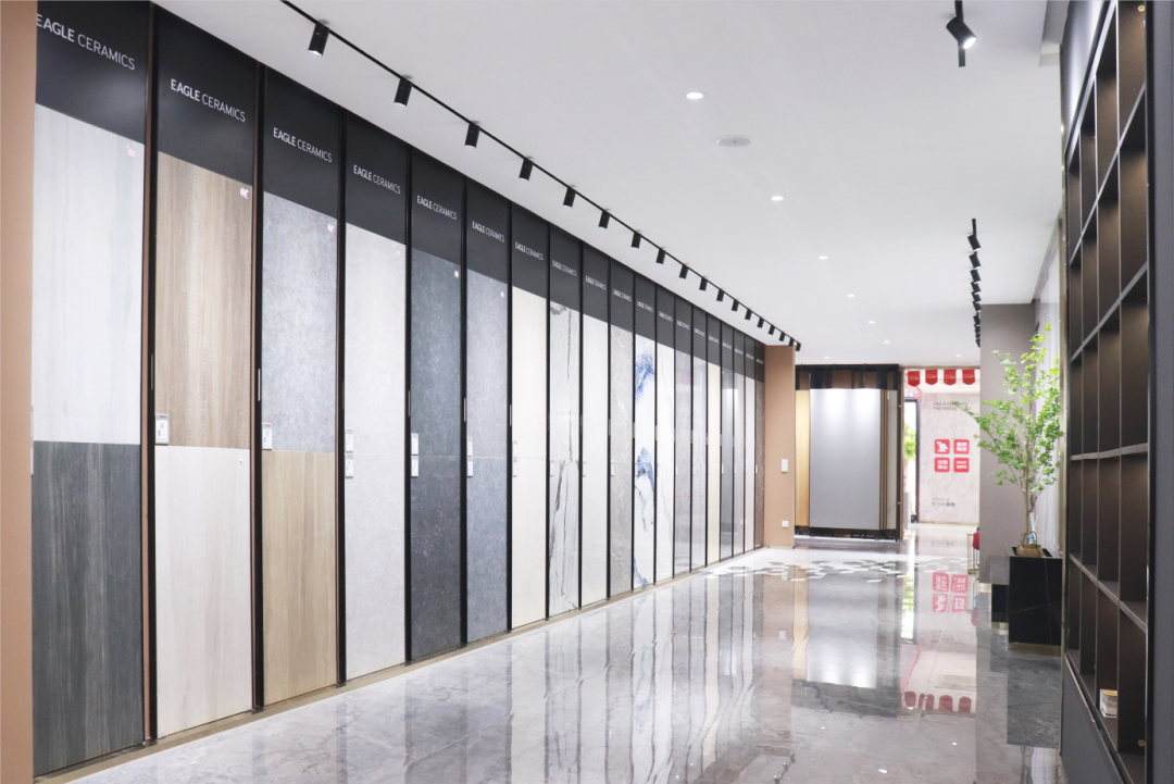 晉江鷹牌旗艦店｜緊跟時代步伐，以品牌力量制勝市場!(圖14)
